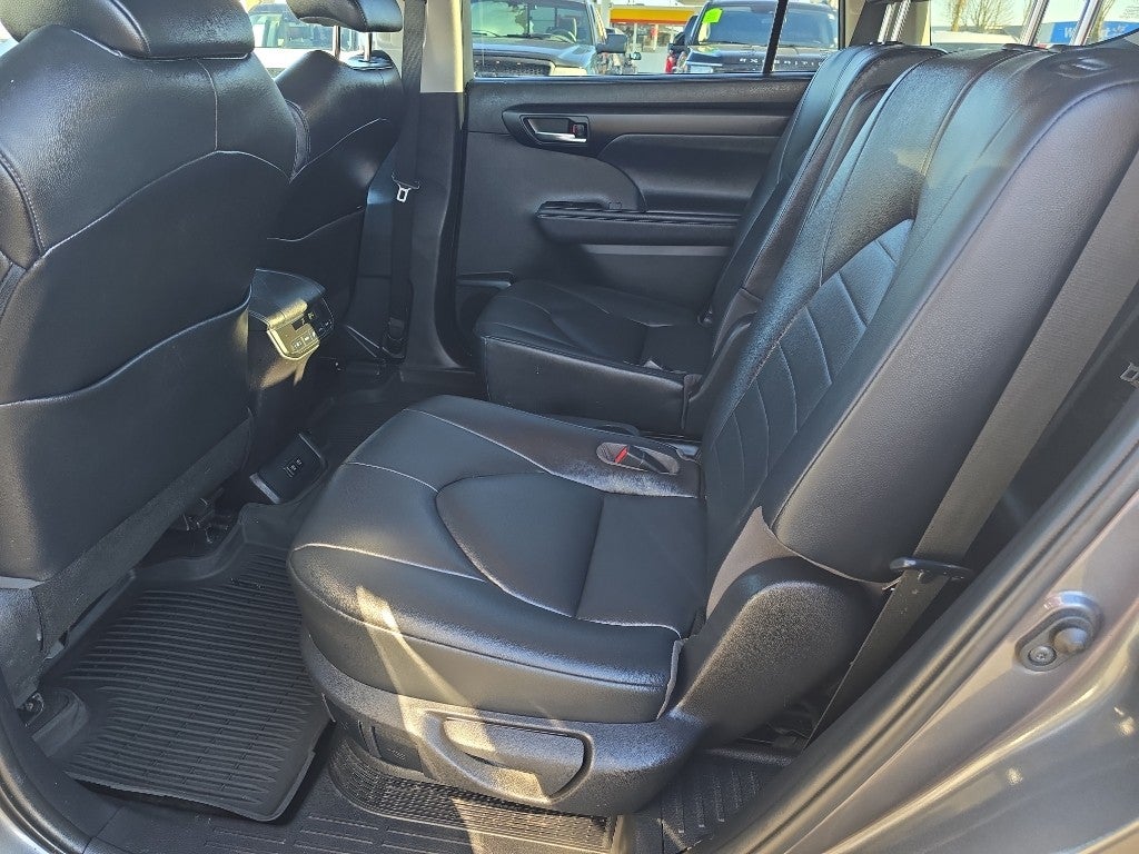 2020 Toyota Highlander Hybrid XLE