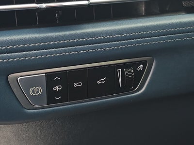 2025 Cadillac ESCALADE IQ Sport 2