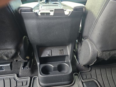 2022 Toyota Sienna XLE Woodland Edition