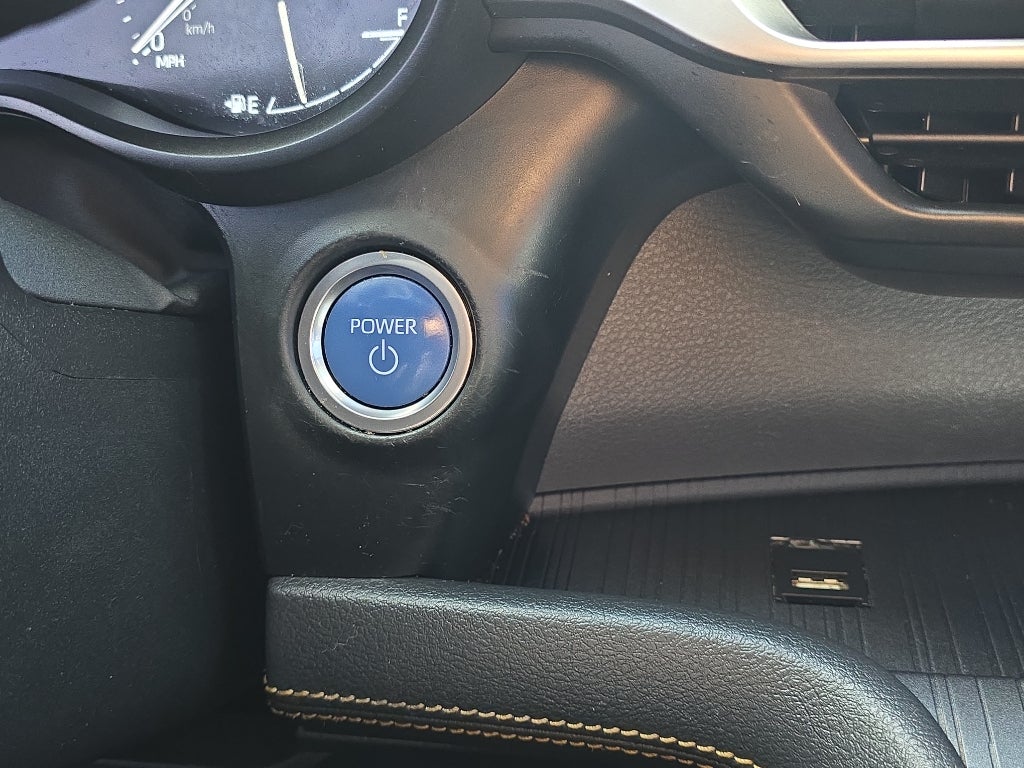 2022 Toyota Sienna XLE Woodland Edition