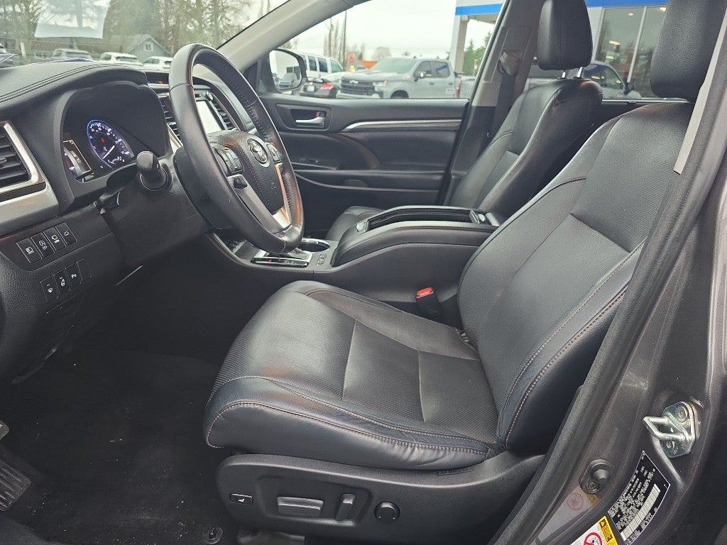 2018 Toyota Highlander Limited Platinum