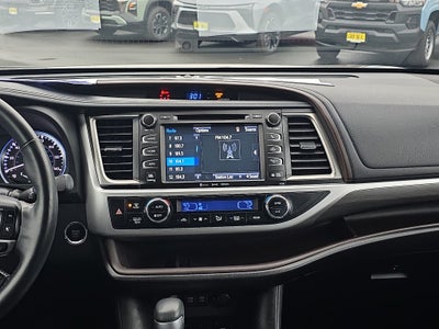 2018 Toyota Highlander Limited Platinum