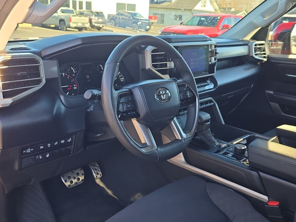 2022 Toyota Tundra SR5